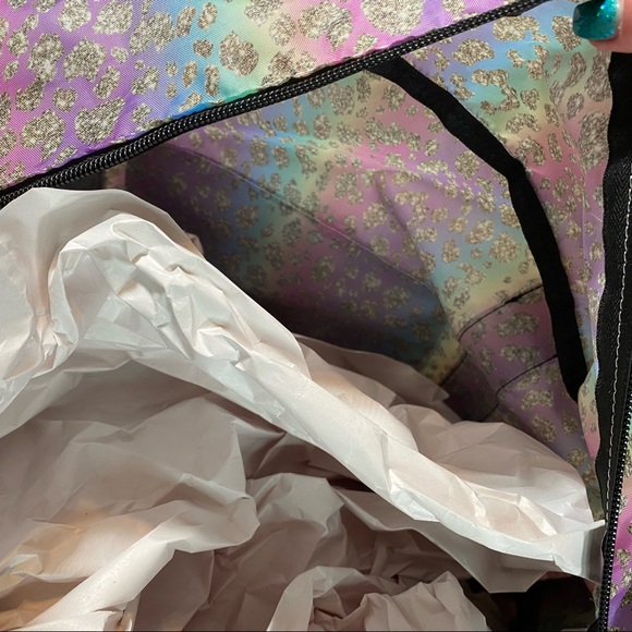 Betsey Johnson packable weekender bag - Picture 5 of 7